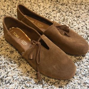 Light brown tom flats!